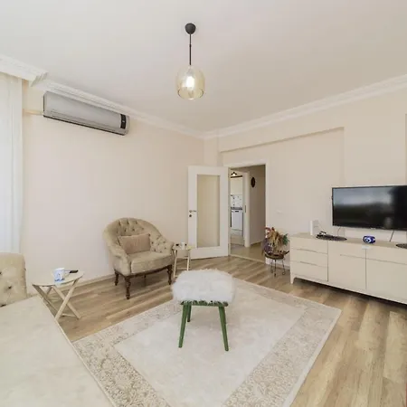 公寓 Spacious And Cozy In Muratpasa 安塔利亚